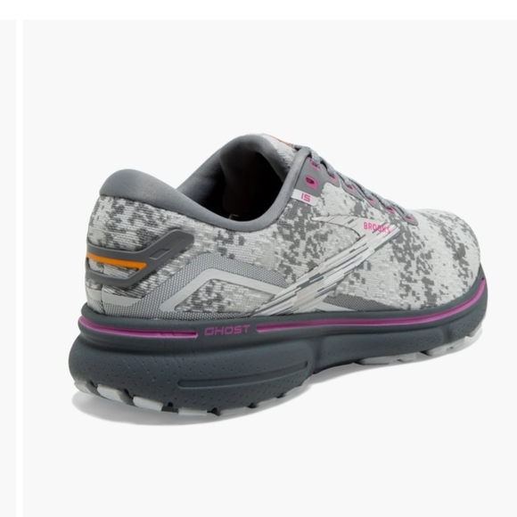 Brooks Gray Athletic Shoes with Speckled Design - Picture 13 of 13